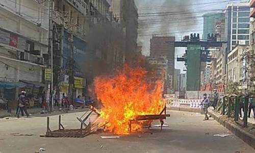 ছাত্র অধিকার পরিষদ-পুলিশ সংঘর্ষে আহত ১০