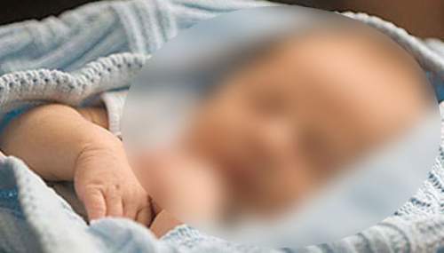 চিকিৎসকের মৃত ঘোষণার পর জীবিত শিশু প্রসব!