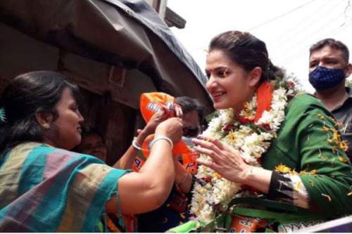 টাকা নিয়েছি প্রমাণ করতে পারলে কান কেটে ফেলে দিব’