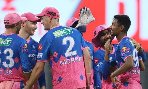 আইপিএলে চমক দেখালেন মুস্তাফিজ!