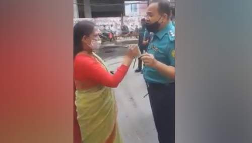 এবার আইনজীবী-পুলিশের বাগবিতণ্ডা, ভিডিও ভাইরাল
