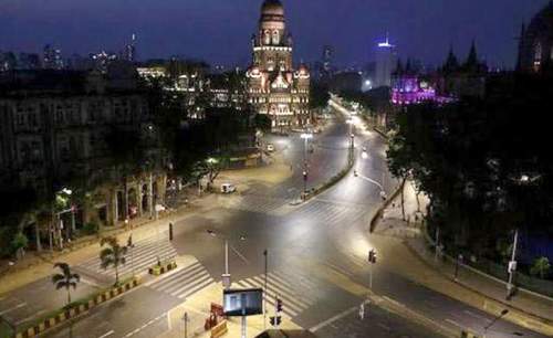 করোনা রোধে দিল্লিতে কারফিউ জারি!