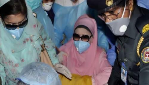 খালেদা জিয়াকে হাসপাতালে নেয়া হচ্ছে