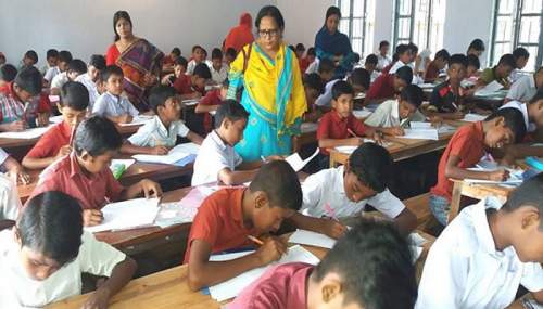 করোনায় শিক্ষার্থীদের পরীক্ষা নিয়ে নতুন পরিকল্পনা