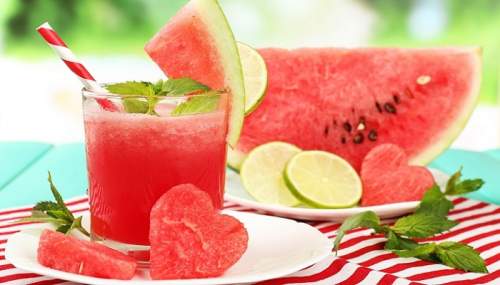 ইফতারে তৃষ্ণা মেটাবে তরমুজের শরবত