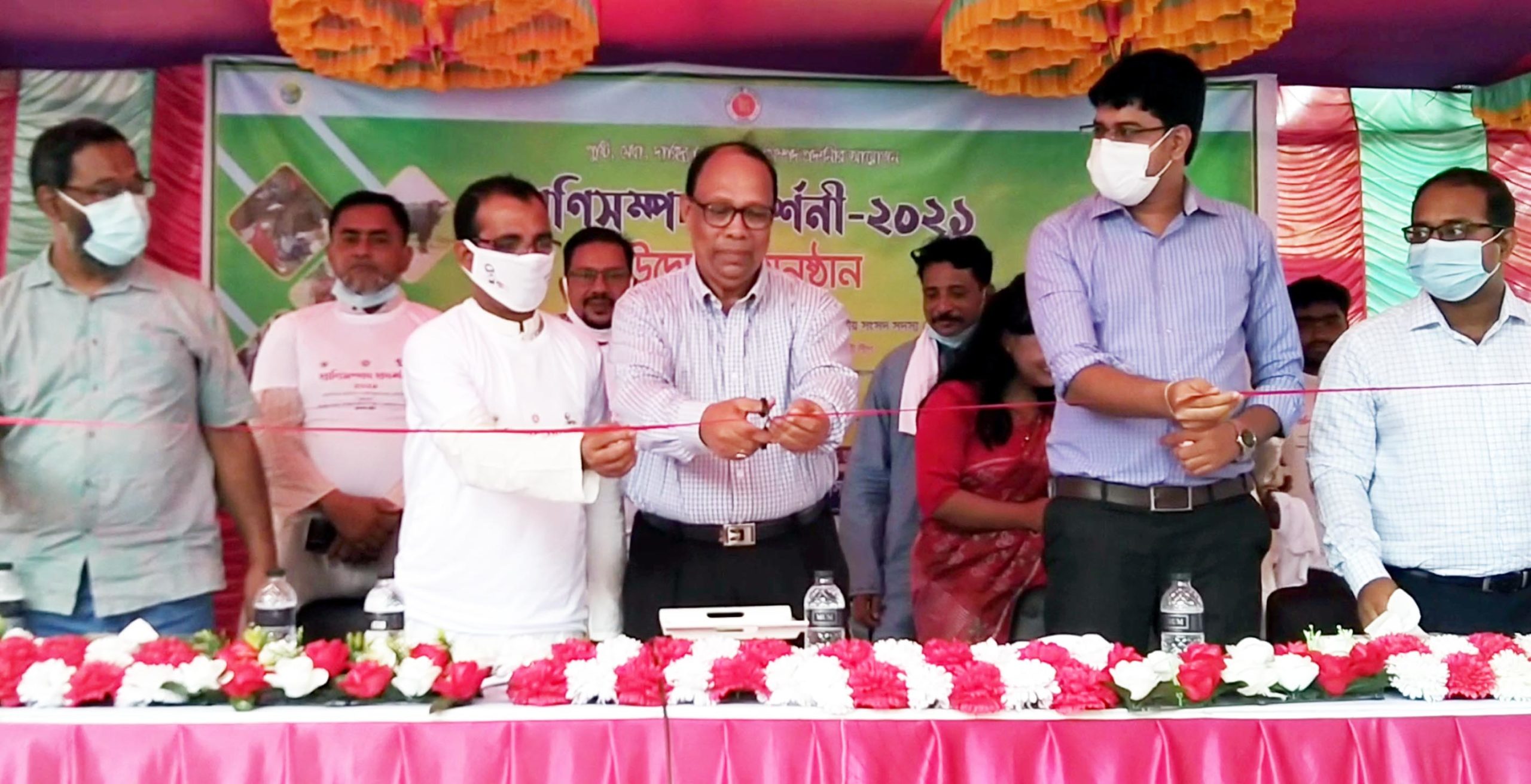 মুরাদনগরে জমকালো আয়োজনের মধ্যদিয়ে প্রাণিসম্পদ প্রদর্শনী অনুষ্ঠিত