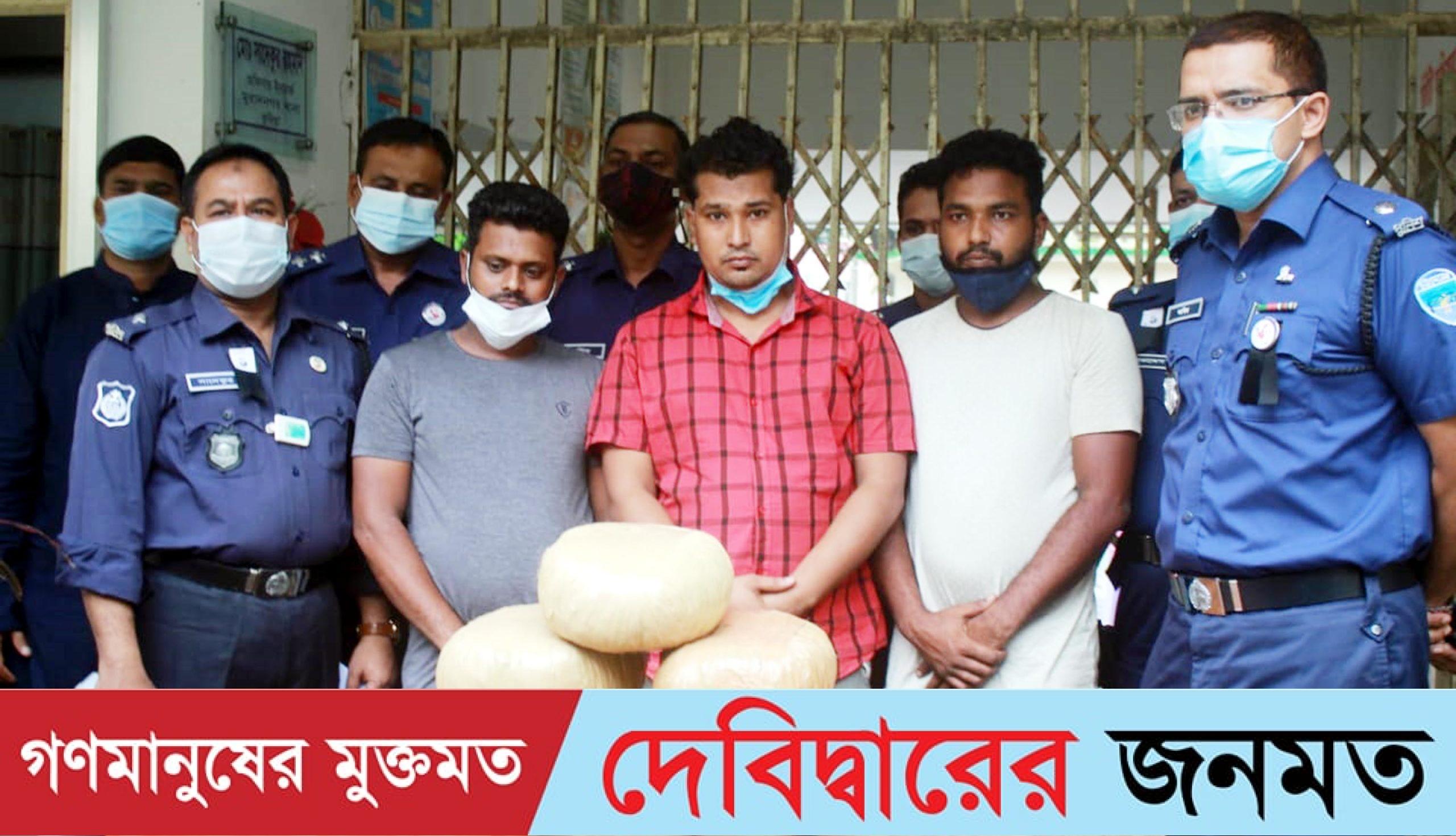 মুরাদনগরে একাধিক মামলার আসামী ১০ কেজি গাঁজাসহ গ্রেফতার