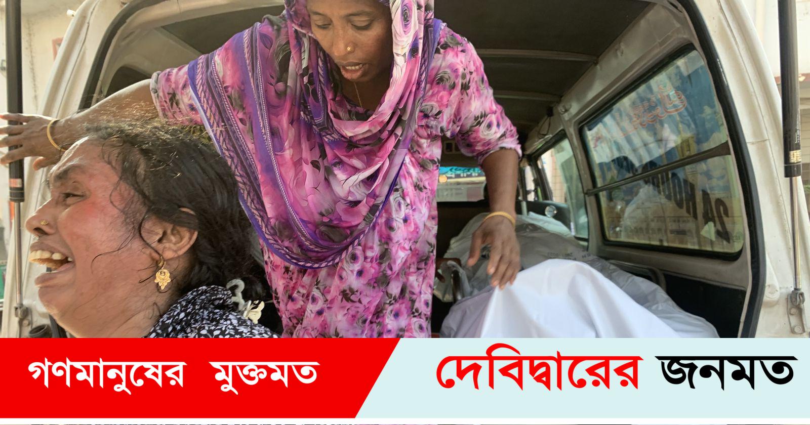 দেবীদ্বারে বাসের চাপায় সিএনজি ধুমড়ে নিহত-১ আহত ৩